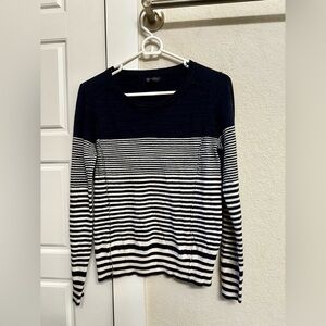 Lucky Brand light long sleeve navy and white sweater.
